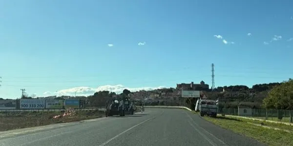 Comença a dibuixar-se el nou carril bici de la carretera de la Riera, a Torredembarra