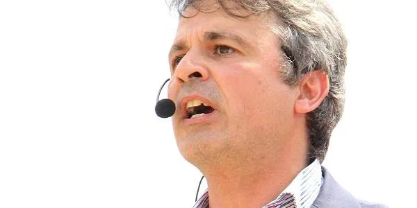 Hèctor López Bofill desmenteix l’acusació d’amenaça de L’EINA