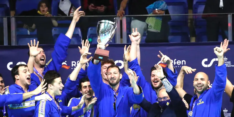 El CNAB es proclama campió de la Lliga de Waterpolo