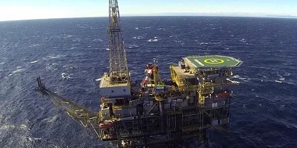 La caiguda de la producció de petroli i el viratge de Repsol cap als biocombustibles, causes del tancament de la plataforma Casablanca
