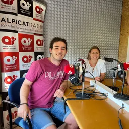 Pubillatge pel programa Obert per Vacances - episode art