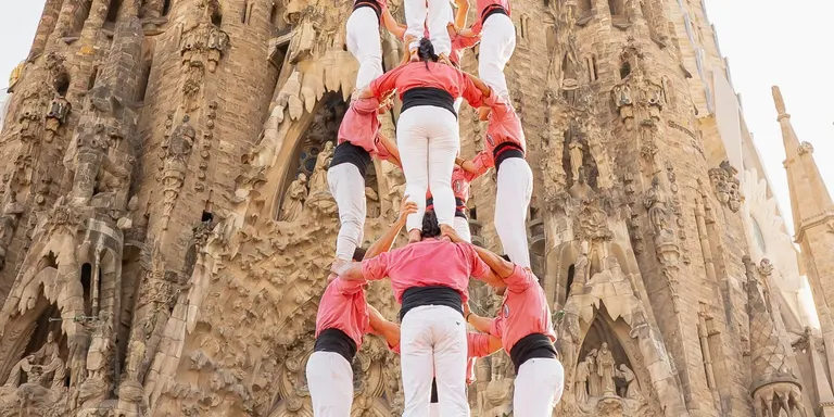 Els castells i Gaudí, units per la Renaixença a Valls, en un acte impulsat per la Fundació de la Colla Vella