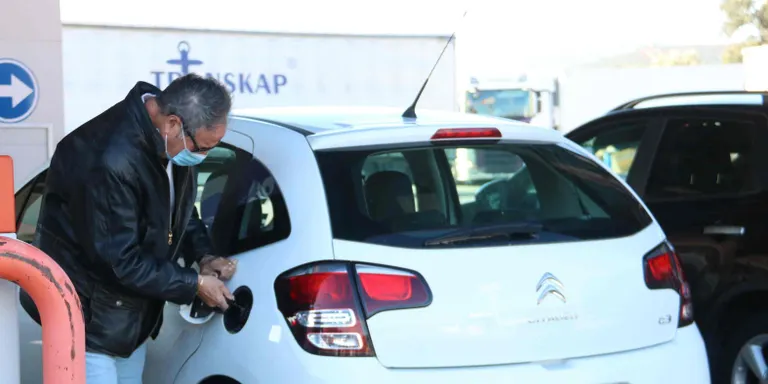 La inflació cau quatre dècimes a l'Estat durant l'agost però es manté molt alt, al 10,4%, segons l'IPC