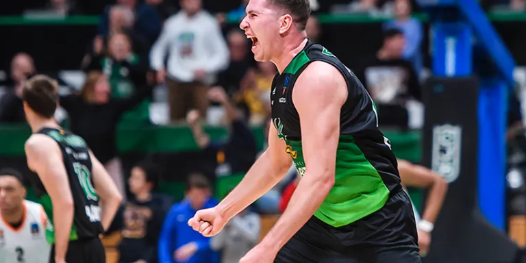 Remuntada històrica de la Penya: perdien de 20 i acaben guanyant (82-76)