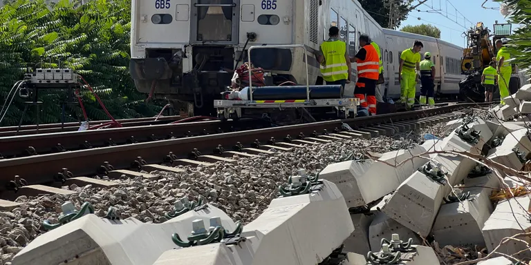 Restablerta la circulació de trens entre Vilanova i Garraf per les dues vies amb limitacions de velocitat