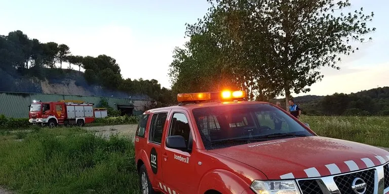 Incendi al magatzem del Camp de Golf de Can Sant Joan