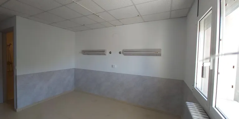 El Consell Comarcal ha renovat habitacions i finestres del Centre Sanitari