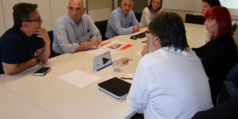 L'Ajuntament del Prat del Llobregat s'interessa per la Finestreta \xdanica Empresarial