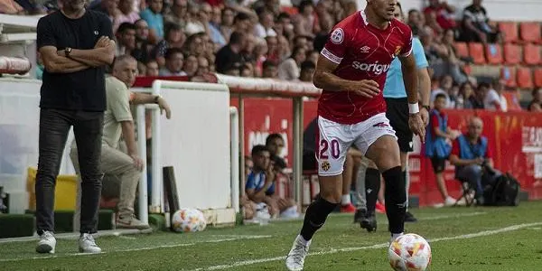 Primer match ball de Raül Agné davant el Numancia