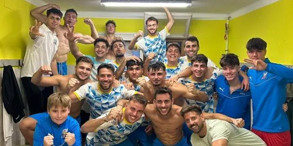El Torredembarra pateix, remunta i venç el San Salvador (1-2)