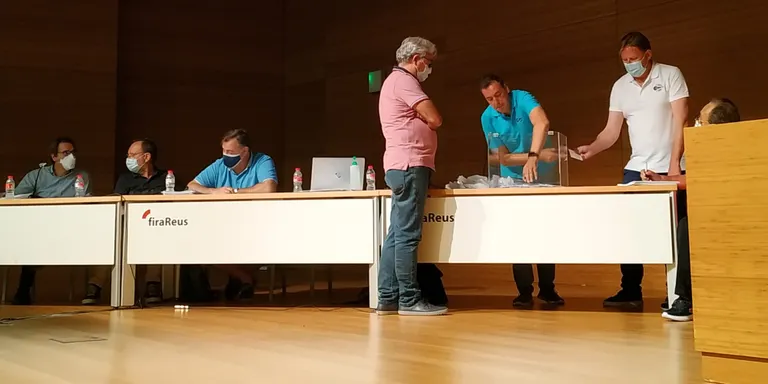 La Junta Directiva del Club Nàutic Cambrils supera la moció de censura tot i perdre la votació