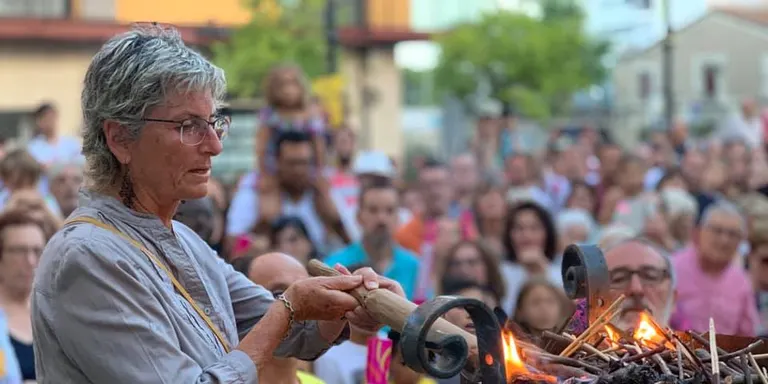 92 persones pujaran a buscar la Flama del Canigó aquest divendres