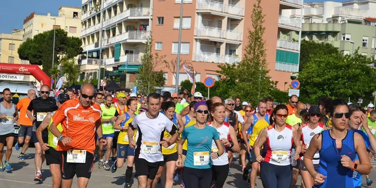 Sortegem dues bosses d'obsequis de la Cursa de 10 km de Pineda