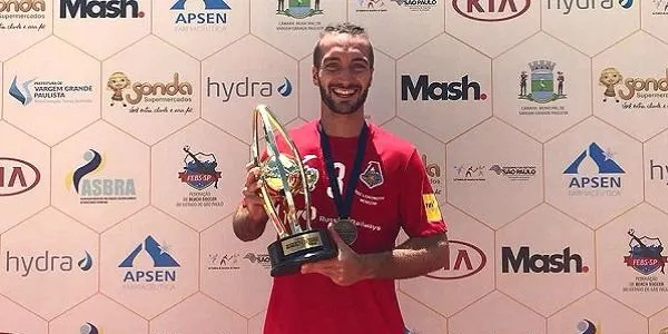 El torrenc Llorenç Gómez tanca una temporada per emmarcar amb la consecució del seu segon Mundialito de Clubs del Brasil