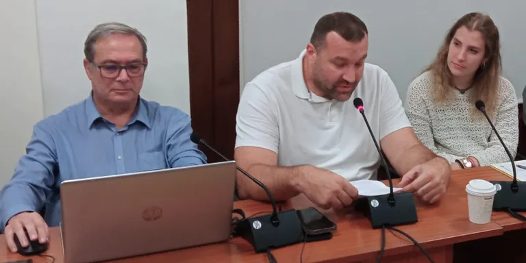 Jordi Muñiz s'acomiada del ple després d'una dècada com a regidor