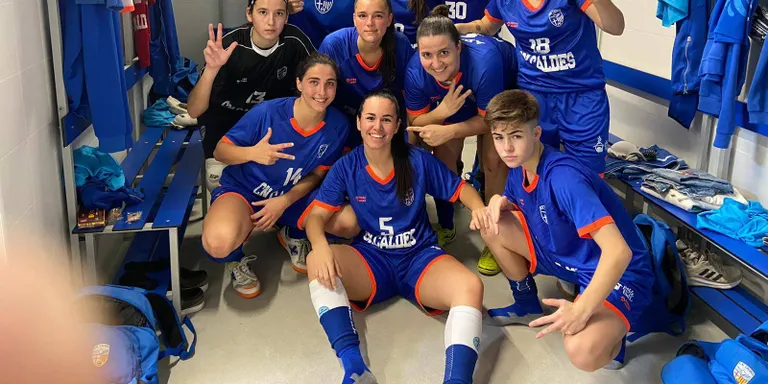 Exhibició del CN Caldes de futbol sala femení, que apallissa el Zaragoza B per 9-1, obté el sisè triomf en sis partits i reforça el liderat