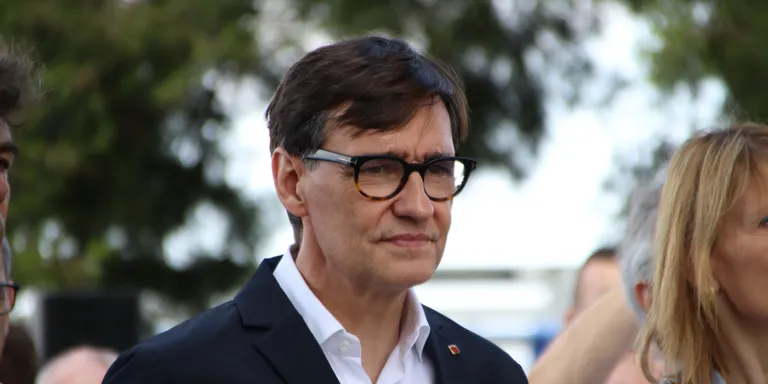 Illa demana "màxima precaució" davant l'alt risc d'incendis i mostra el seu suport a les autonomies afectades pels focs