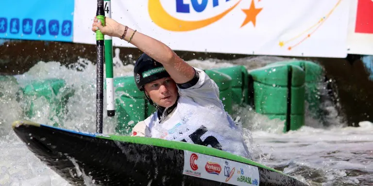 Quart lloc individual d'Annebel Van der Knijff i bronze de Jordi Cadena en patrulles als Mundials U23 d'eslàlom