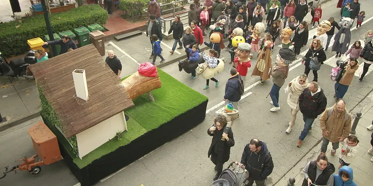 Blanes viu la 19a Festa de Benvinguda d’Es Tió recuperant la normalitat