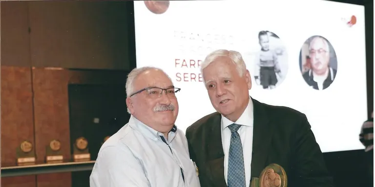 L'agramuntí Sisco Farràs rep el reconeixement d''Històric del Bàsquet Català'