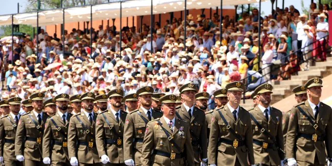 El Ministeri de Defensa descentralitza les proves a aspirants a militar previstes a Talarn