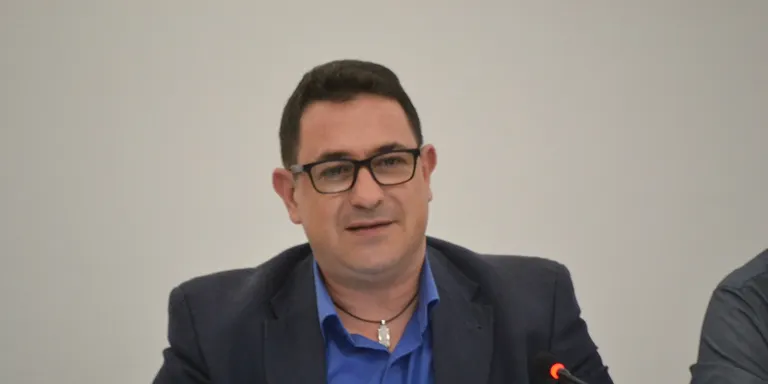 El PP pregunta al darrer ple municipal, per les millores a la Plaça d'Orient