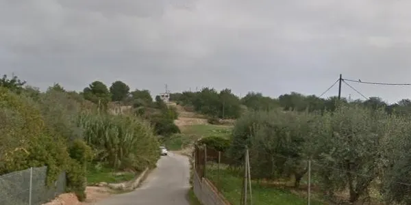 L’Ajuntament de Creixell es compromet amb els veïns del Racó del César a trobar una solució al camí que connecta amb la Pobla