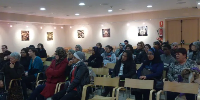 La 14ena edició del Voluntariat per la Llengua dóna avui el tret de sortida
