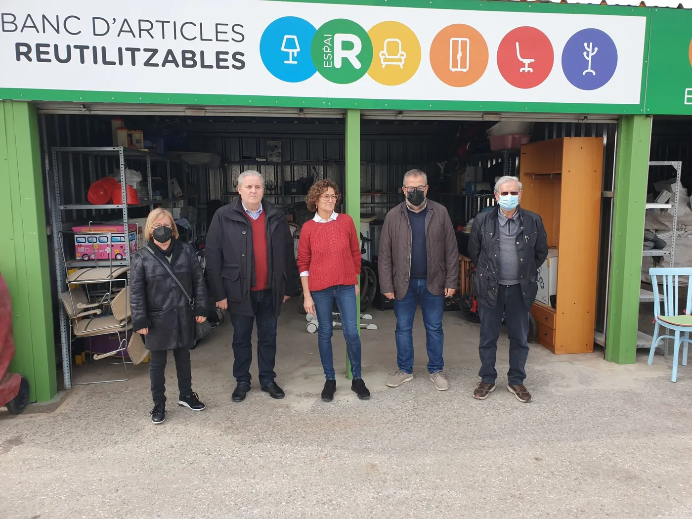 Entra en funcionament un espai de reparació i reutilització d’objectes