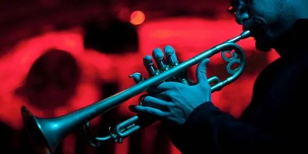 Aplaçada per les previsions de pluja l’actuació del septet de Jazz postindustrial ((Seismic)), del saxofonista Ivan Sáez