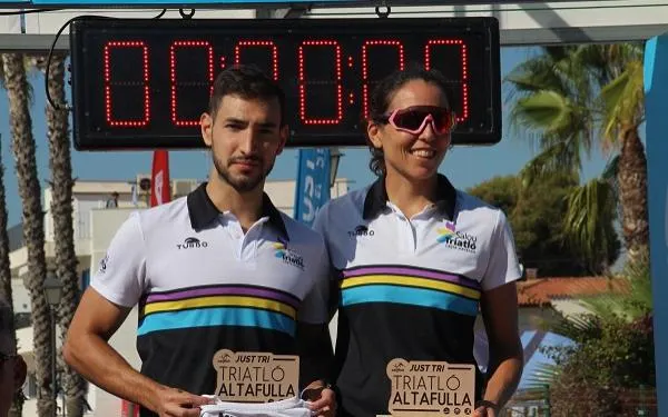 Raúl Martín i Gemma Anguera regnen en el 4t Triatló Popular d’Altafulla