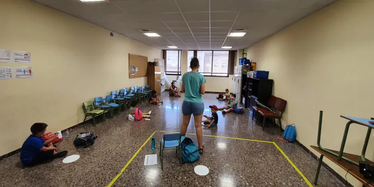 Grups reduïts i mascareta, la nova normalitat del Casal d'Estiu