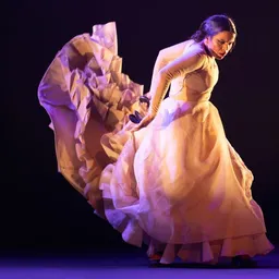 La bailaora María Moreno pasa por los micrófonos de COPE Utrera - episode art