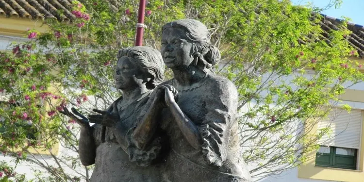 El recorrido definitivo por los monumentos y estatuas de Utrera