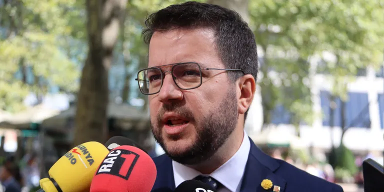Aragonès replica a Moreno i Ayuso que "no aconseguiran competir" amb el teixit econòmic català amb el dúmping fiscal