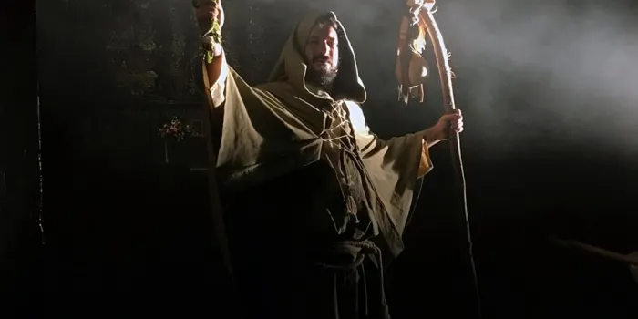 Els carrers d'Arenys es van omplir ahir en la celebració de la setena edició de La Pesta
