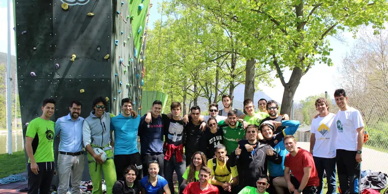 Estudiants de l'INEFC fan l'assignatura d'activitats en el medi natural a la Seu