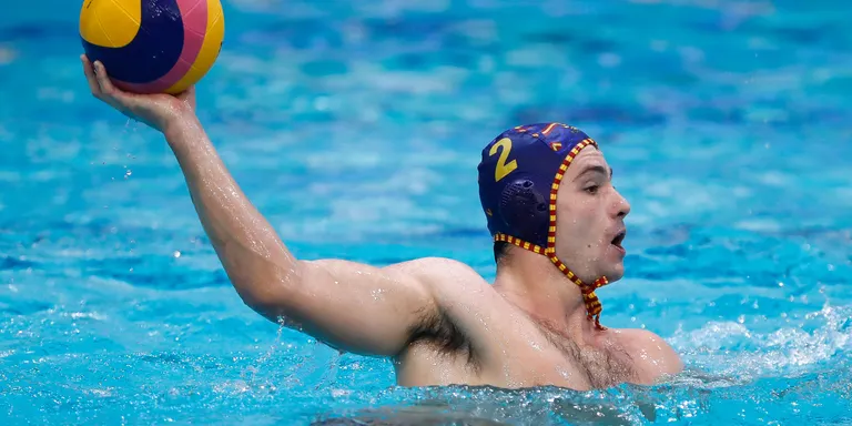 Còmoda victòria del waterpolo masculí contra Kazajstan (16-4)