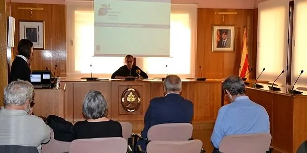 Altafulla presenta una eina per assessorar la població en la disminució de les emissions de gasos d’efecte hivernacle