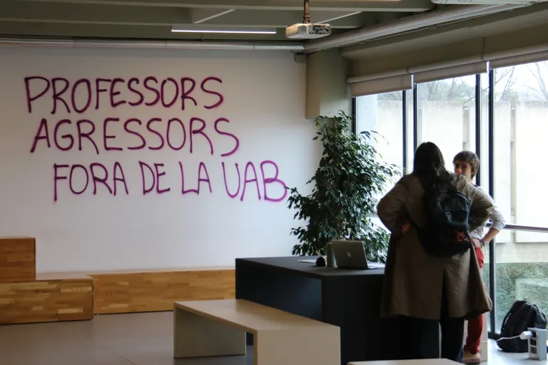 La UAB diu que apartar abans el catedràtic de Física hauria pogut anul·lar el procés perquè havia entrat a la via penal
