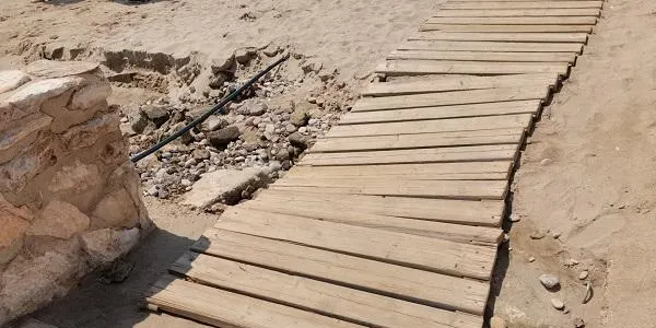 L’Ajuntament d’Altafulla arranja els accessos a la platja malmesos per les darreres tempestes