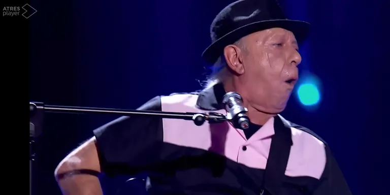 Lluís Navarro passa a la final de 'La Voz Senior'