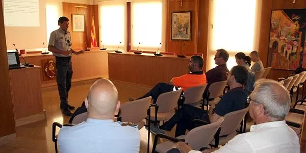 Interior cedeix dues emissores de la xarxa d'emergències RESCAT a l’Ajuntament d’Altafulla