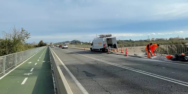 Comencen les obres de reparació del pont que uneix Blanes i Palafolls
