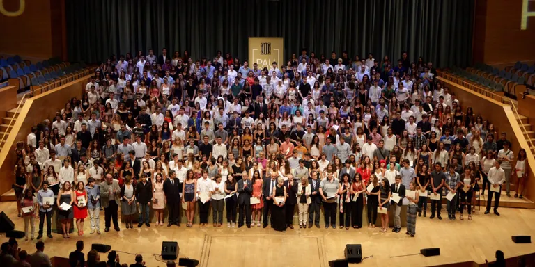 Distinció per a quatre estudiants de l'Institut Joan Brudieu per treure un excel·lent a la selectivitat
