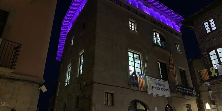 L'Ajuntament de Solsona s'il·luminarà demà de lila amb motiu del Dia internacional de la Prematuritat