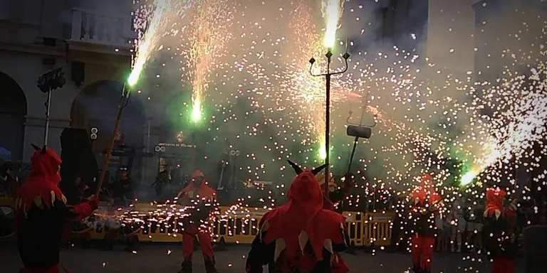 Aquest dissabte al vespre, aquelarre de foc amb els Mansuets