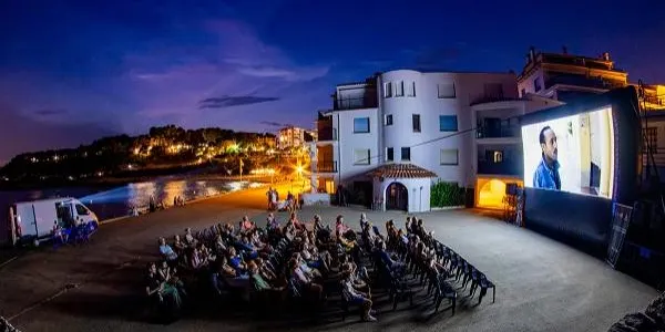 El millor cinema en català a la fresca, a l’Espai FIC-CAT de Roda de Berà