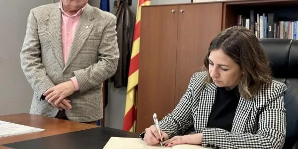La delegada del Govern es reuneix amb l’alcalde de Roda de Berà