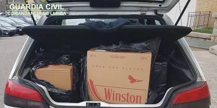 Decomís de 1.500 paquets de tabac en un control a l'N-145